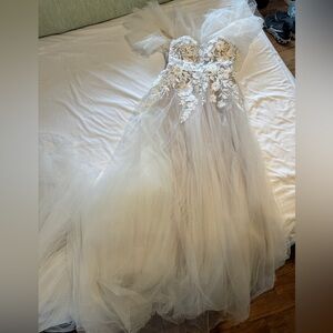 Wedding/Bridal Dress